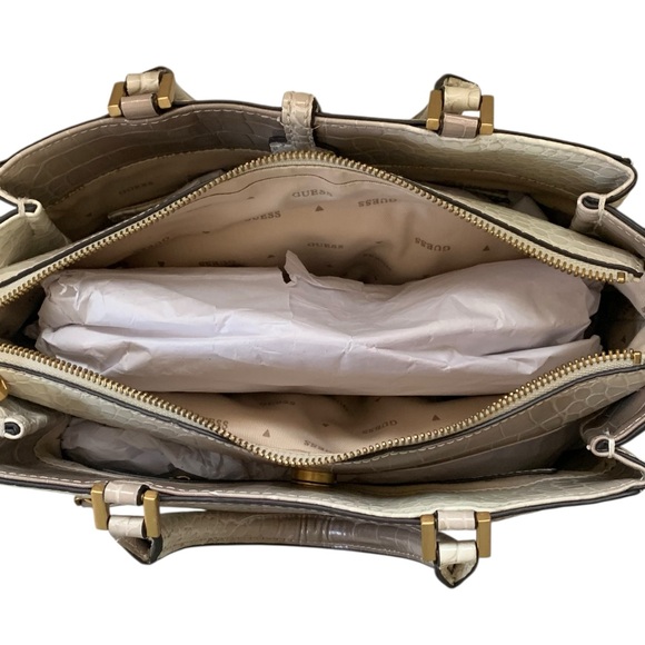 *NWOT* GUESS G James Girlfriend Beige Ombre Crocodile Embossed Satchel - Picture 10 of 12